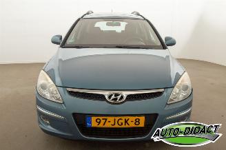 Hyundai I-30 1.6i Clima Dynamic Business picture 31