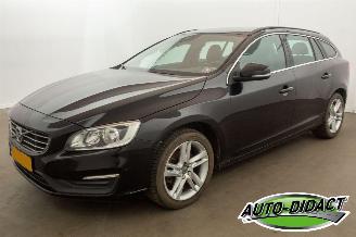 škoda osobní automobily Volvo V-60 2.0 D3 Navi Summum 2017/2