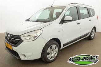 škoda osobní automobily Dacia Lodgy 1.3 TCe 7p. Airco Navi Camera Comfort 2022/2