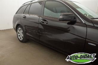 Mercedes C-klasse 180 CDI BlueEfficiency picture 14