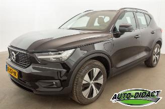 uszkodzony samochody osobowe Volvo XC40 1.5 T4 Recharge R-Design Expression 2020/12