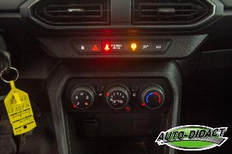 Dacia Sandero 1.0 TCe Airco 90 Essential picture 8