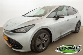 Voiture accidenté Cupra Born 62kWh 71.515 km Navi Camera Edition 2024/5