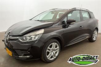 krockskadad bil auto Renault Clio 0.9 TCe Navi Airco Zen 2017/3