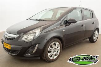Coche accidentado Opel Corsa 1.4-16V Airco 2014/11