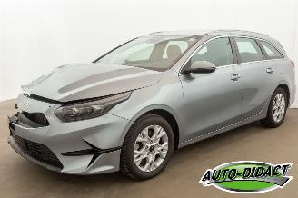 skadebil auto Kia Ceed 1.0 T-GDi Navi Camera Clima DynamicLine 2023/11