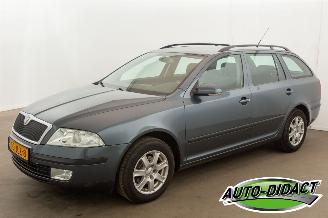 Vaurioauto  passenger cars Skoda Octavia 1.9 TDI Clima 2006/7