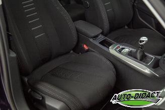 Peugeot 308 1.6 THP Navi Clima Premiere picture 11