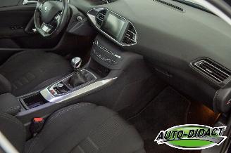 Peugeot 308 1.6 THP Navi Clima Premiere picture 10