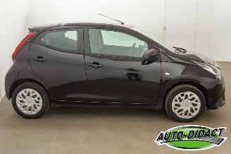 Toyota Aygo 1.0 VVT-i x-play 54.512 km Airco Camera picture 31