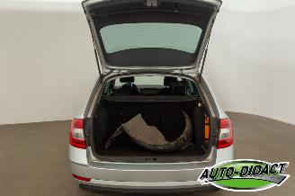 Skoda Octavia 1.6 TDI Automaat Navi Clima Ambition picture 34