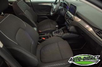Ford Focus 1.5 EcoBlue Navi Camera Titanium X Business picture 16