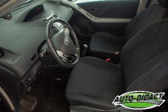 Toyota Yaris 1.0 VVT-i Airco Spirit picture 15