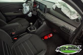 Dacia Sandero 1.0 TCe Navi Camera 93.330 km Comfort picture 10