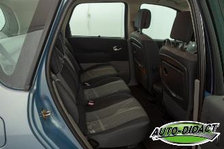 Renault Scenic 1.6-16V Pano Clima Privilege Luxe picture 24