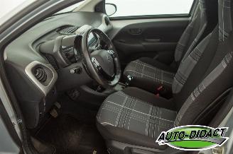 Peugeot 108 1.0 VTi Automaat 97.076 km Airco Active picture 23