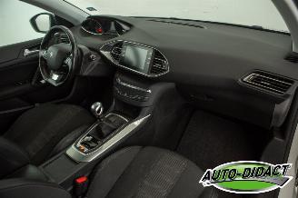 Peugeot 308 1.5 BlueHDi Navi Clima Blue Lease Executive picture 21