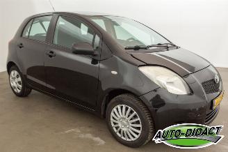 Toyota Yaris 1.0 VVT-i Airco Spirit picture 2