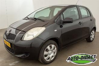 škoda osobní automobily Toyota Yaris 1.0 VVT-i Airco Spirit 2008/2