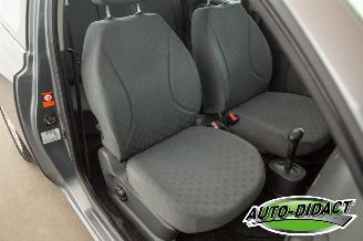 Nissan Micra 1.2 Automaat Airco Visia picture 17