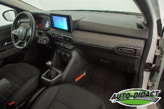 Dacia Sandero 1.0 TCe Airco Navi 90 Comfort picture 18