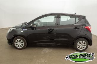 Hyundai I-10 1.0i i-Motion Clima Comfort picture 36