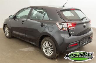 Kia Rio 1.0 Airco 110.739 km Active picture 3