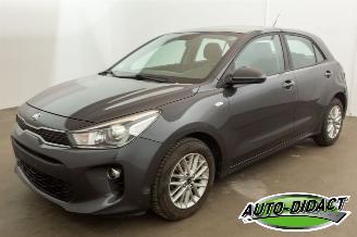 Unfallwagen Kia Rio 1.0 Airco 110.739 km Active 2019/7