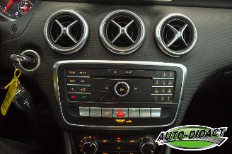 Mercedes A-klasse A180d Automaat Navi Camera Airco picture 10
