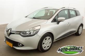 Vaurioauto  passenger cars Renault Clio 1.5 dCi Airco ECO Expression 2013/4