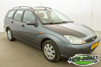 Ford Focus Wagon 1.6-16V Futura picture 2
