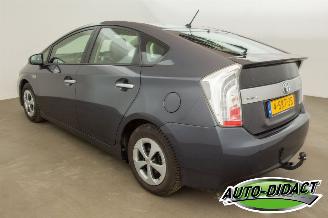 Toyota Prius 1.8 Plug-in Dynamic Business picture 3