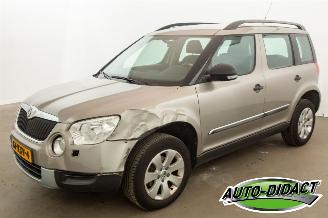damaged passenger cars Skoda Yeti 140.539 KM 1.2 TSI Active Plus 2010/3