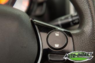 Peugeot 108 Cabrio 1.0 VTi Airco Active Top picture 14