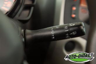 Peugeot 108 1.0 VTi Active Top picture 24