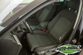 Volkswagen Passat 1.5 TSI Automaat Clima Navi Camera Business picture 26