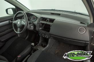 Suzuki Swift 1.3 Airco Cool picture 16