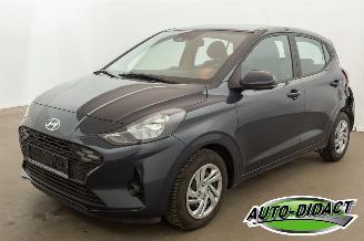 Hyundai I-10 1.0 Automaat 19.574 km Navi Camera Airco Comfort picture 1