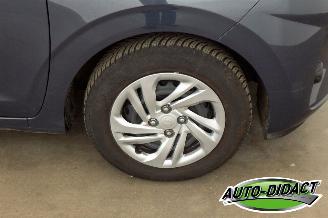 Hyundai I-10 1.0 Automaat 19.574 km Navi Camera Airco Comfort picture 31