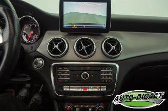 Mercedes Cla-klasse 180 Pano Navi Camera Clima picture 13