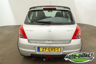 Suzuki Swift 1.3 Clima Bandit picture 33