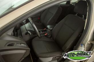 Ford Focus 1.5 TDCi 77.730 km Carpas Navi Airco Trend picture 27