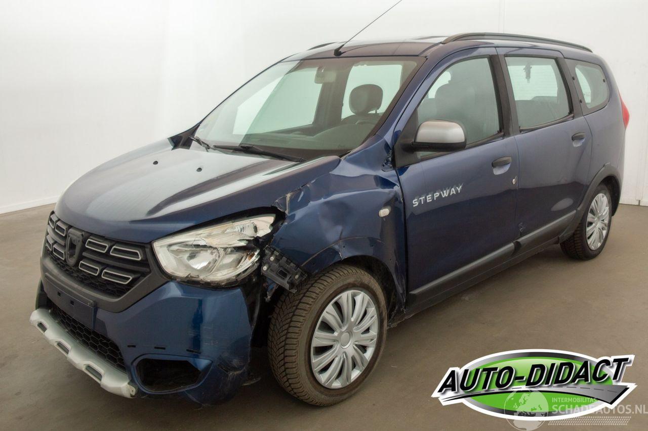 Dacia Lodgy Stepway 1.5 dCi 7p. Navi Camera Airco Explorer