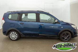 Dacia Lodgy Stepway 1.5 dCi 7p. Navi Camera Airco Explorer picture 38