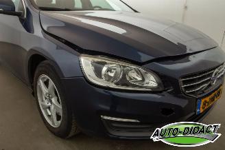 Volvo V-60 1.6 T3 Automaat Navi Clima Momentum picture 31
