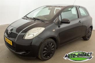 Voiture accidenté Toyota Yaris 1.3 VVT-i Airco Sol 2006/5