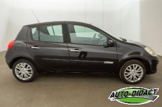 Renault Clio 1.2-16V Airco Special Rip Curl picture 34