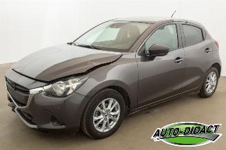 skadebil auto Mazda 2 1.5 Automaat Camera Airco 78.166 km Skyactiv Ambition 2019/7