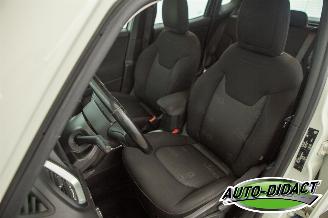 Jeep Renegade 1.4 MultiAir Pano Navi Clima Freedom picture 26