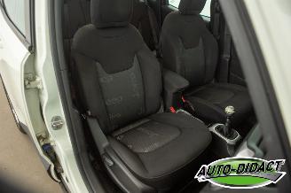 Jeep Renegade 1.4 MultiAir Pano Navi Clima Freedom picture 21